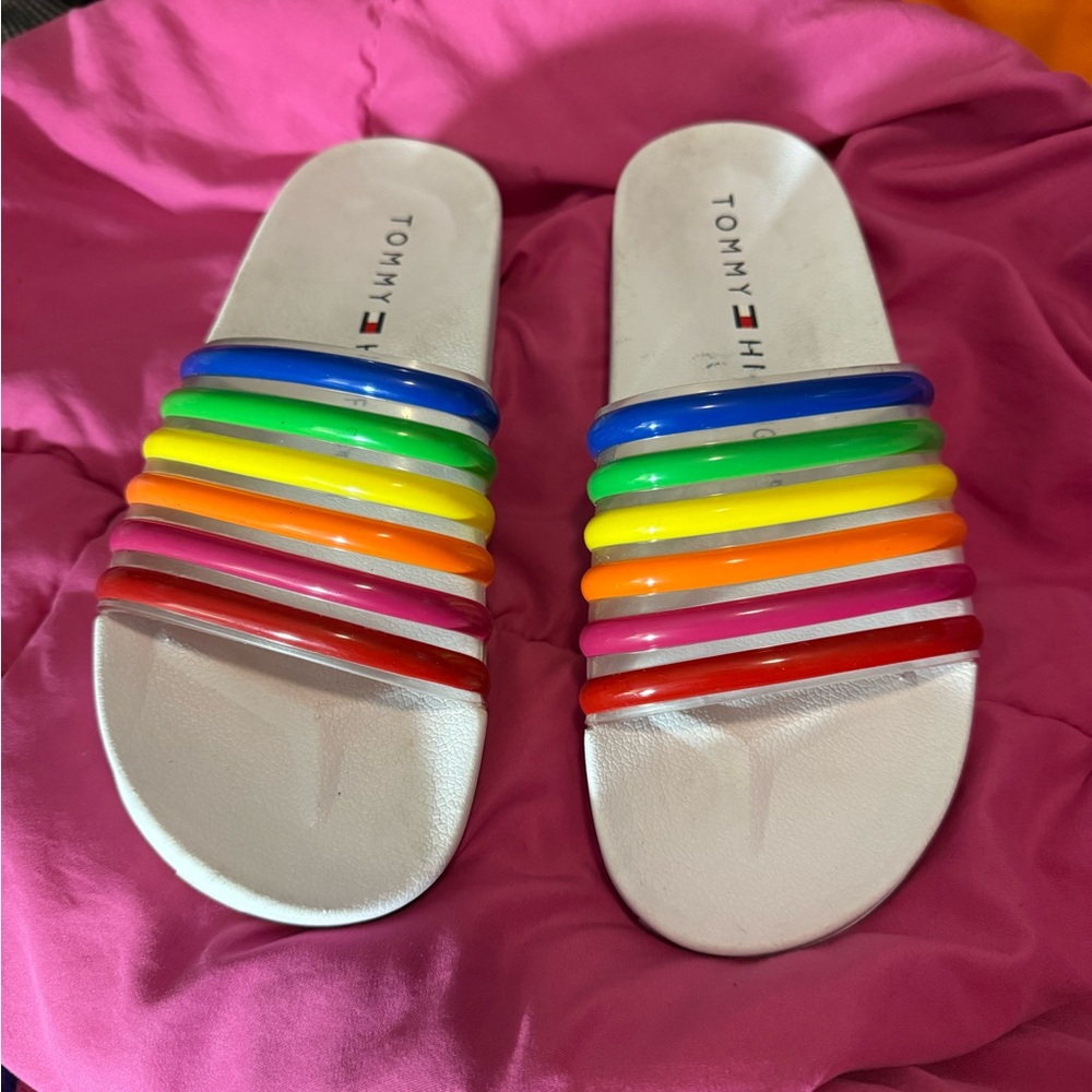 Tommy Hilfiger Women's Rainbow Slide Sandals size 7